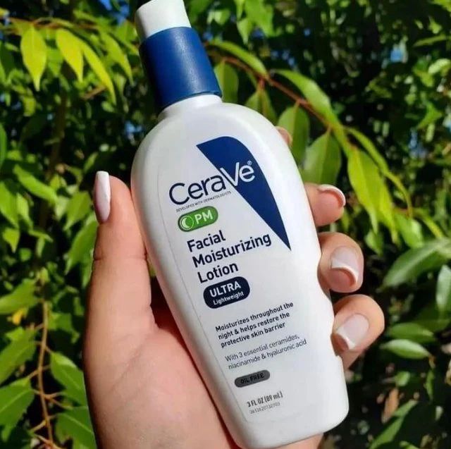 CeraVe Facial Moisturizing Lotion – Lightweight Daily Face Moisturizer for Hydrated & Healthy Skin