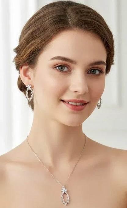 Leaf Bloom crystal jewelry set necklace and earrings